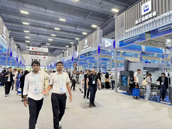 Concludes a Successful Exhibition at the 138th Canton Fair！